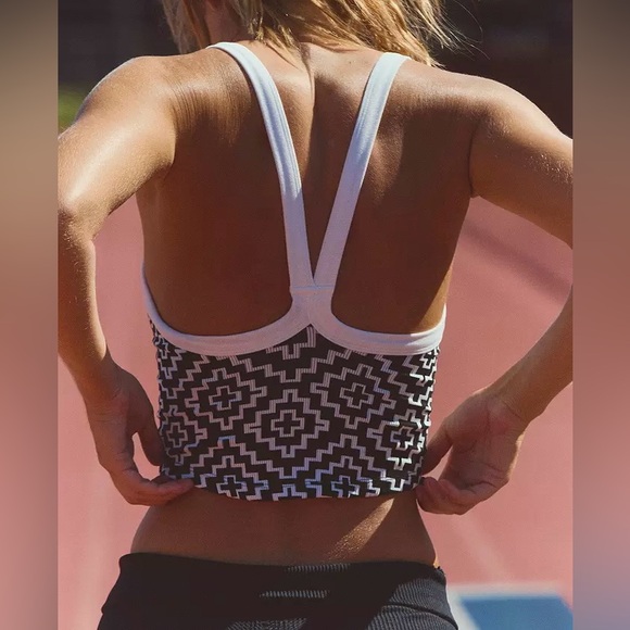 NWT Free People FP Movement All Clear Jacquard Cami - black geo - XS/S, M/L, XL - Picture 3 of 10